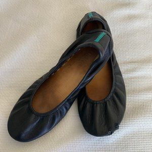 Tieks Black Leather Ballet Flats – Size 7